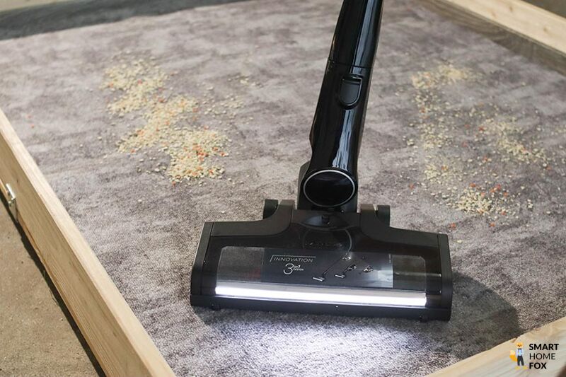 Miele Staubsauger Test Reinigungsleistung des Triflex HX2 bei feinem Schmutz auf Teppichen